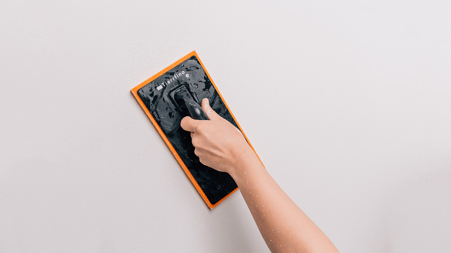 Werkzeuge für Lehmbau kaufen, wie zum Beispiel dieses Tierrfino Schwammbrett